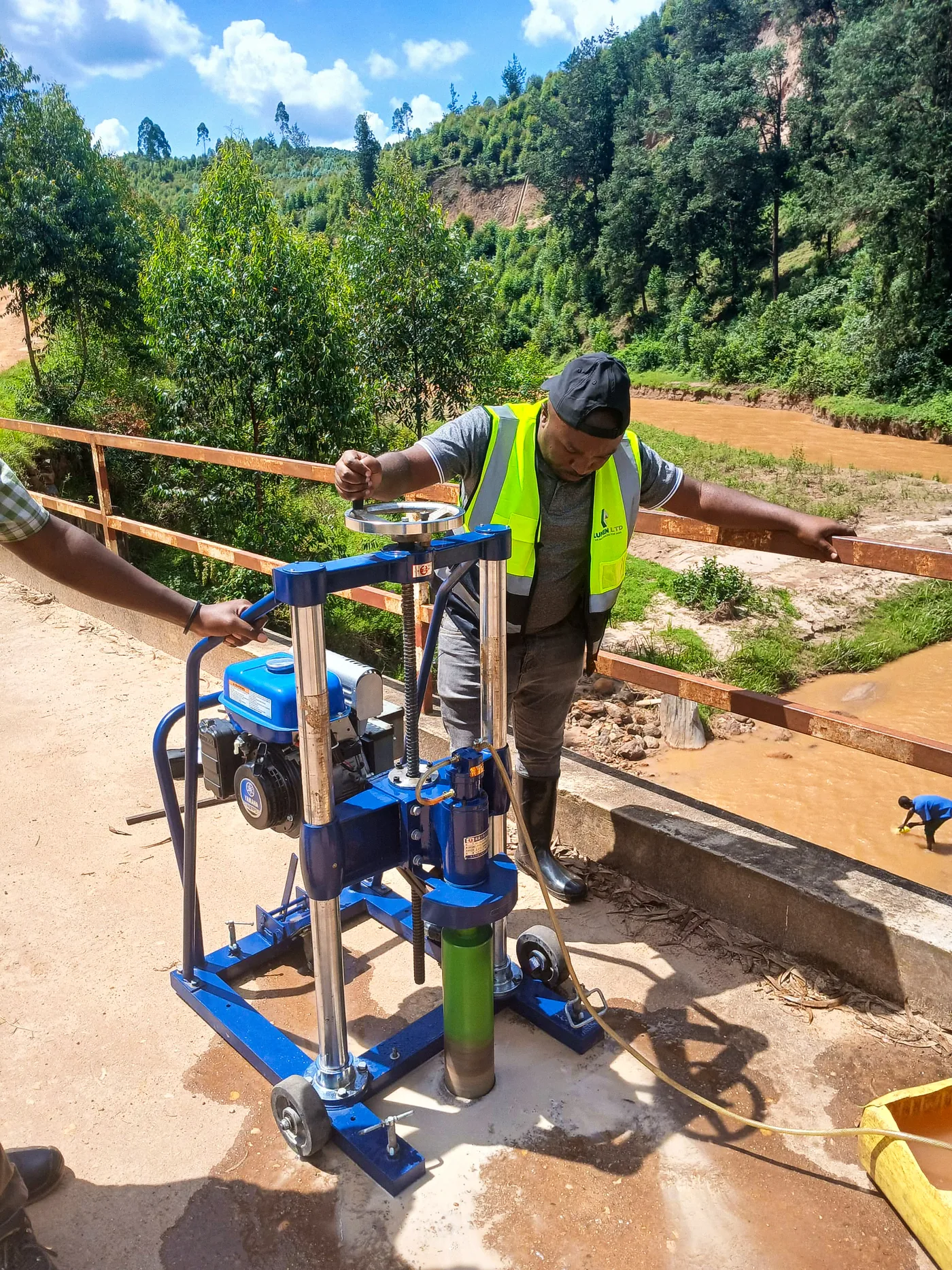 Agatare Bridge site work, image 7