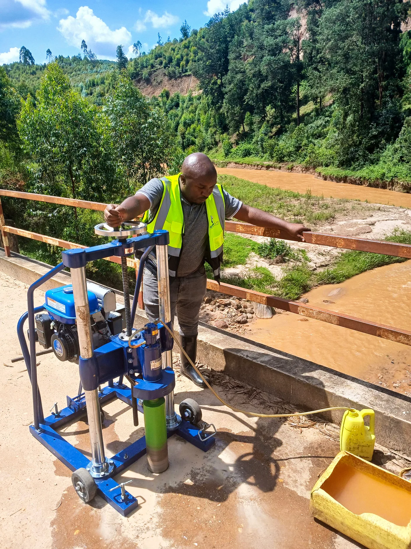 Agatare Bridge site work, image 9